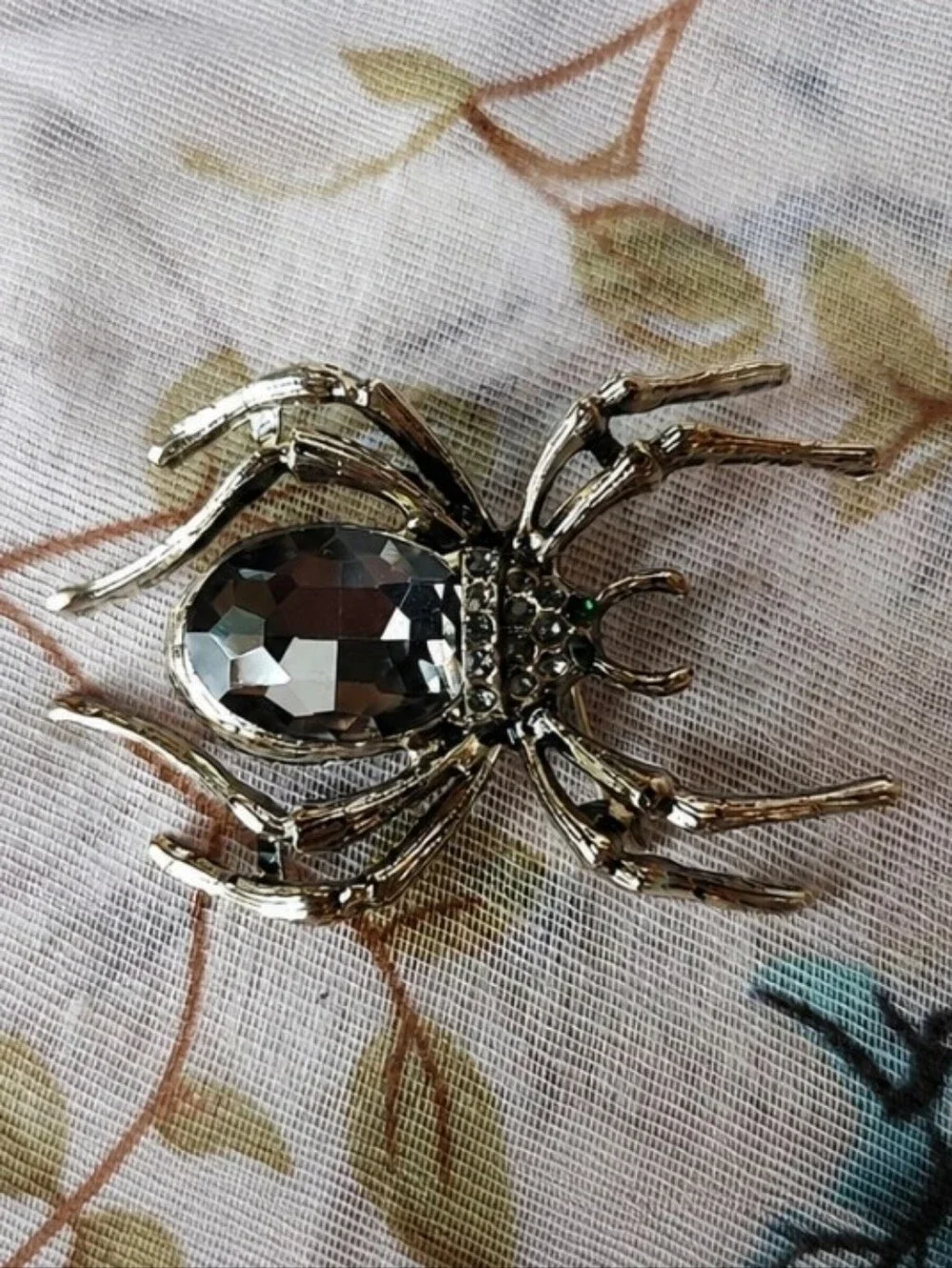 Crystal Glass Rhinestones Spider Brooch Pin Halloween Jewelry Very Good Quality